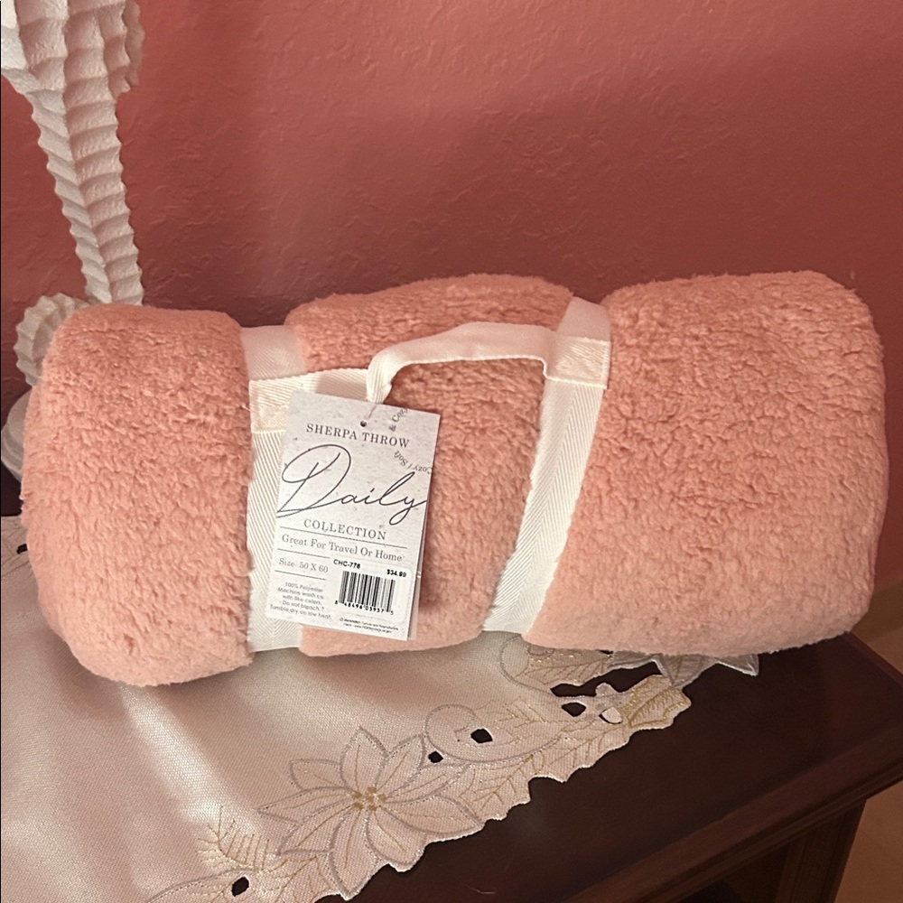 CO Pink Sherpa Throw Blanket